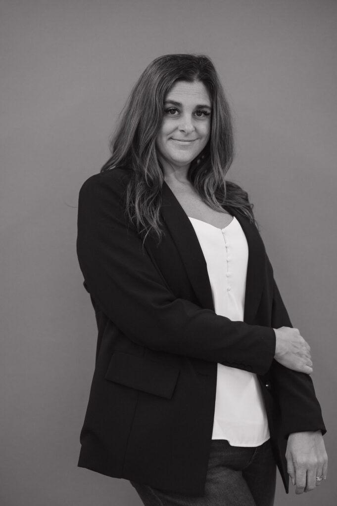 Black-and-white portrait of Jennifer Hume